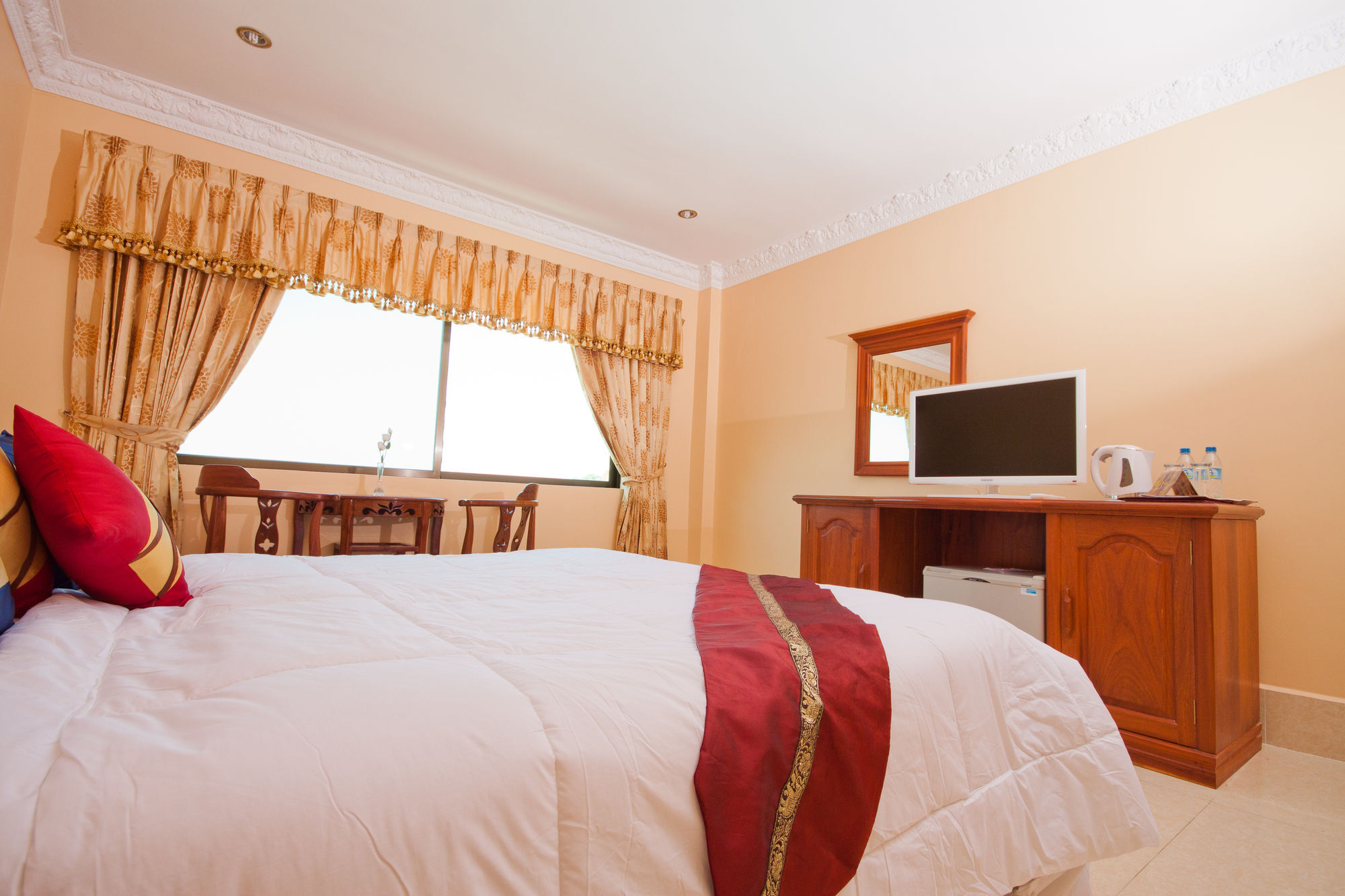 סיהאנוקוויל Golden Sand Hotel מראה חיצוני תמונה
